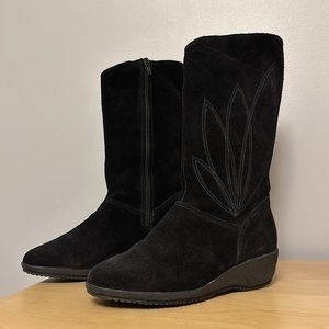 Vintage K Shoes AquaBoots Women’s Suede Boots UK 4/US 6